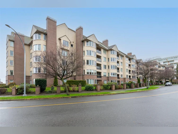 618-50 Songhees Road, Victoria, BC, V9A 7J4 - 2
