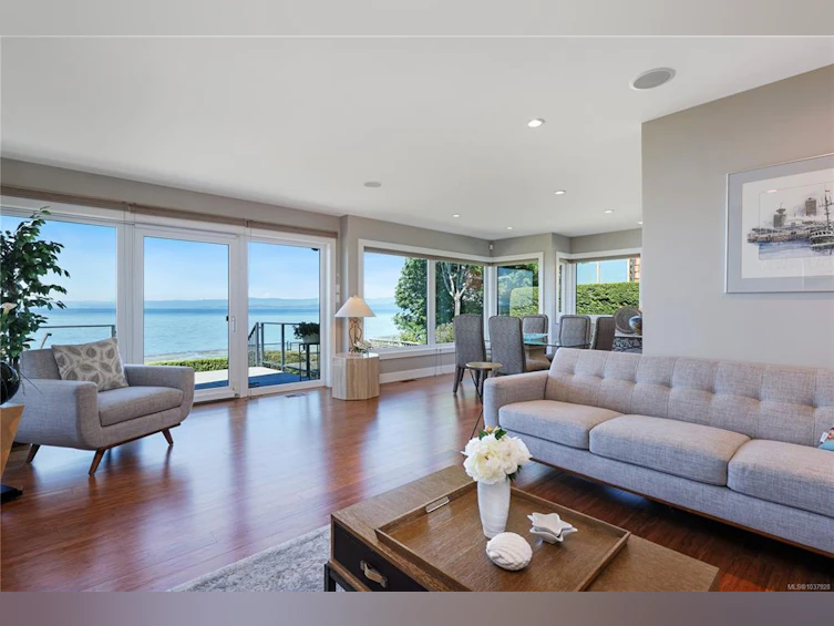 311 Poplar Avenue, Qualicum Beach, BC, V9K 1J7 - 5