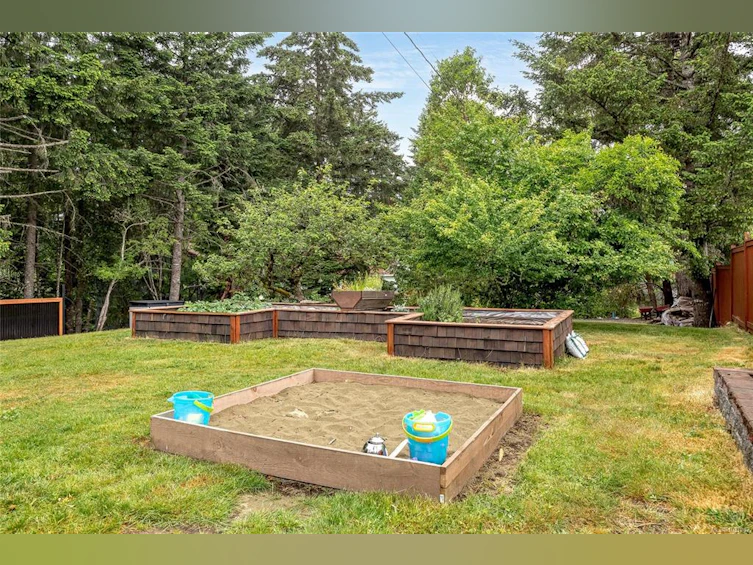 2520 Staats Place, Mill Bay, BC, V8H 1B1 - 48