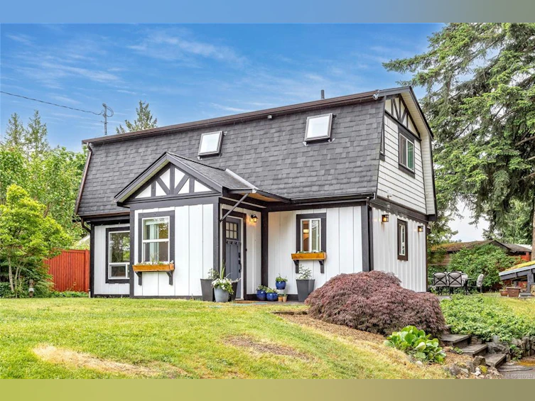 2520 Staats Place, Mill Bay, BC, V8H 1B1 - 2