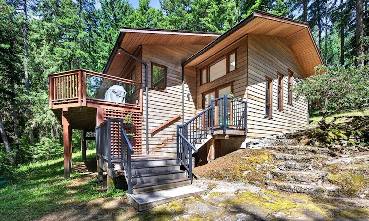 206 Cormorant Crescent