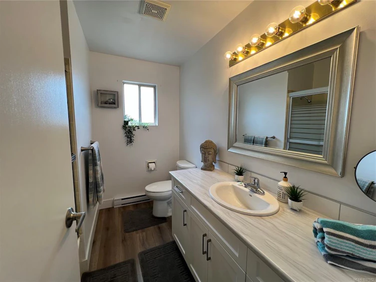537 N Maquinna Drive, Tahsis-Zeballos, BC, V0P 1X0 - 23
