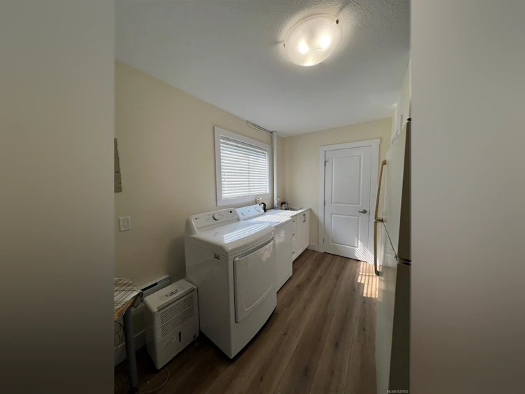 537 N Maquinna Drive, Tahsis-Zeballos, BC, V0P 1X0 - 28
