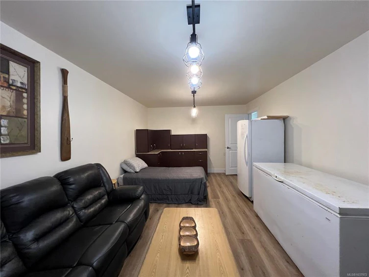 537 N Maquinna Drive, Tahsis-Zeballos, BC, V0P 1X0 - 20