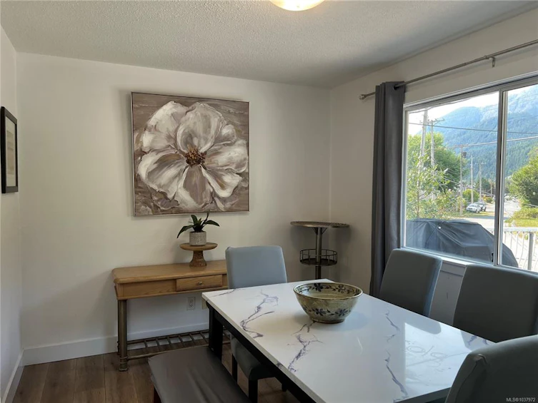 537 N Maquinna Drive, Tahsis-Zeballos, BC, V0P 1X0 - 10