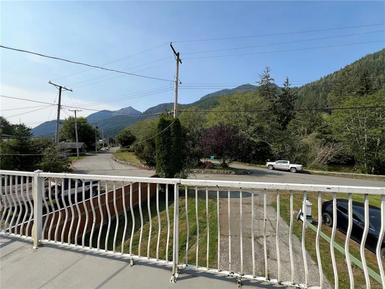 537 N Maquinna Drive, Tahsis-Zeballos, BC, V0P 1X0 - 29