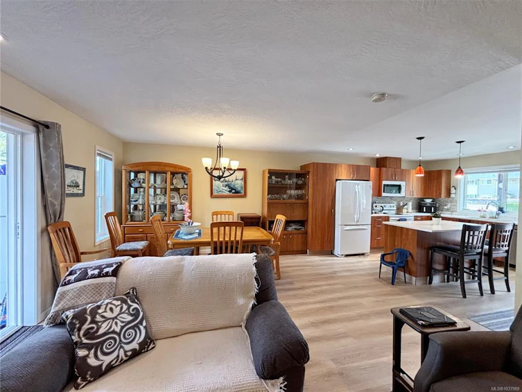 503 Maquinna Crescent, Gold River, BC, V0P 1G0 - 6