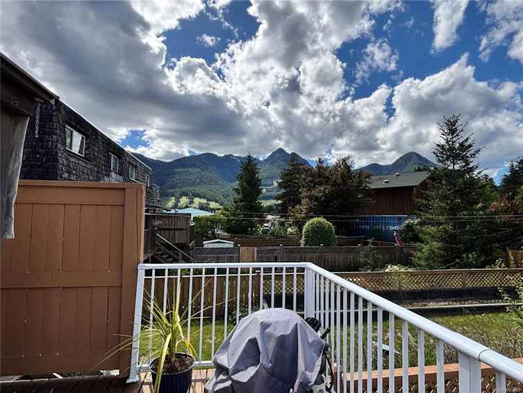 503 Maquinna Crescent, Gold River, BC, V0P 1G0 - 23