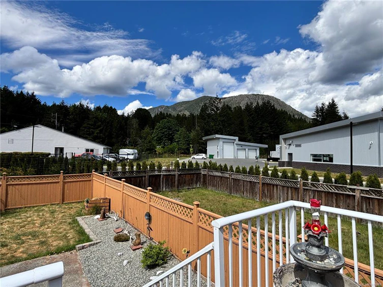 503 Maquinna Crescent, Gold River, BC, V0P 1G0 - 24