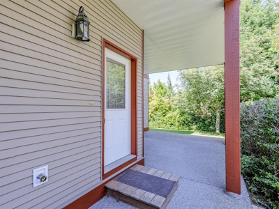 6026 Leah Lane - 2