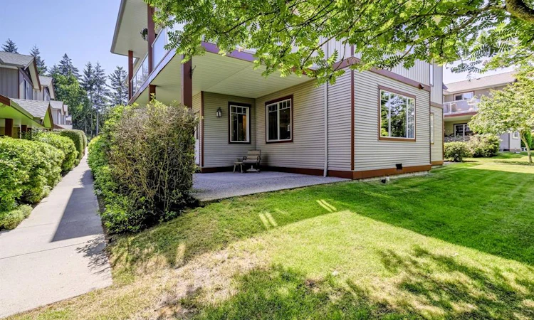 6026 Leah Lane