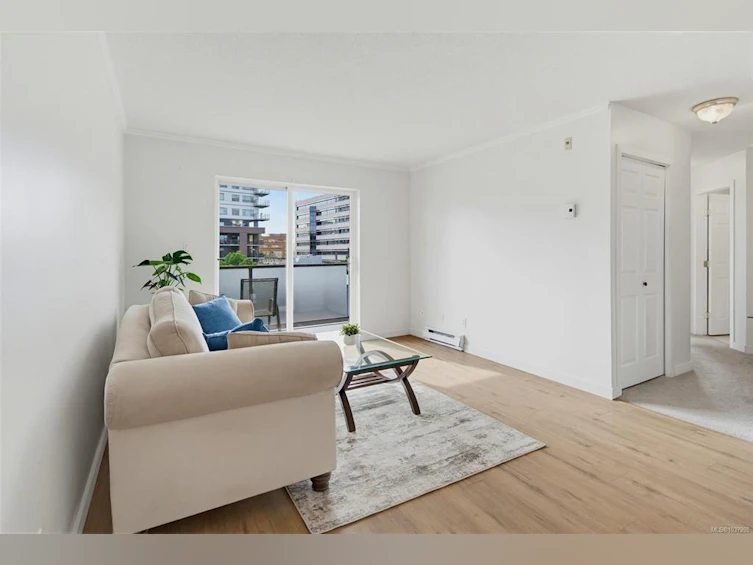 415-827 North Park Street, Victoria, BC, V8W 3Y3