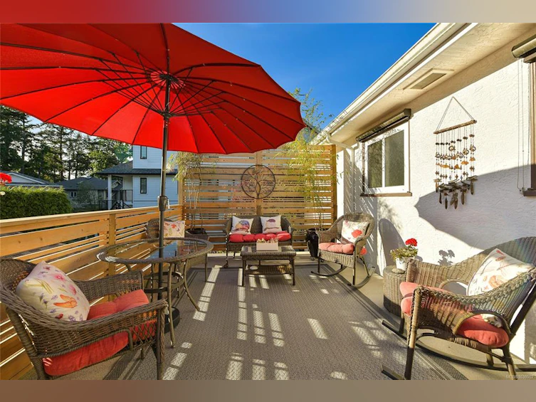 3810 Epsom Drive, Saanich, BC, V8P 3S7 - 29