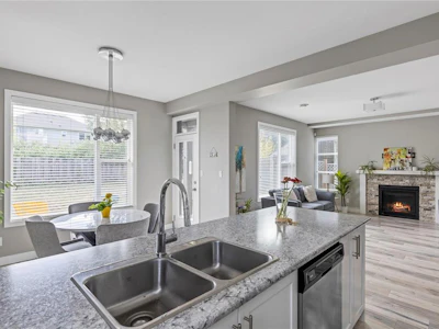 531 Grewal Place - 3