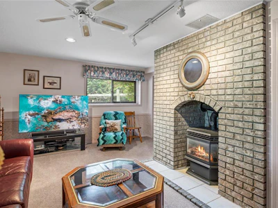1680 Gerald Street - 2