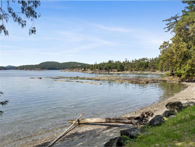 101 Church Bay Road, Saturna Island, BC, V0N 2Y0 - 40