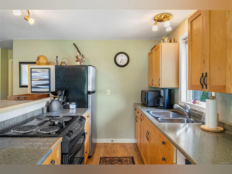 101 Church Bay Road, Saturna Island, BC, V0N 2Y0 - 37