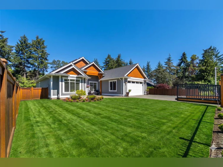 3329 Dolphin Drive, Fairwinds, BC, V9P 9H7 - 12