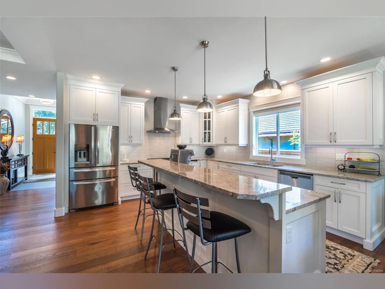 3329 Dolphin Drive, Fairwinds, BC, V9P 9H7 - 18