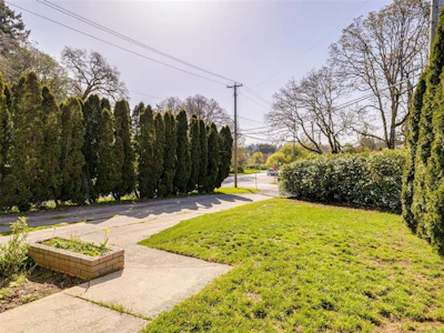 1040 Chesterfield Road - 3