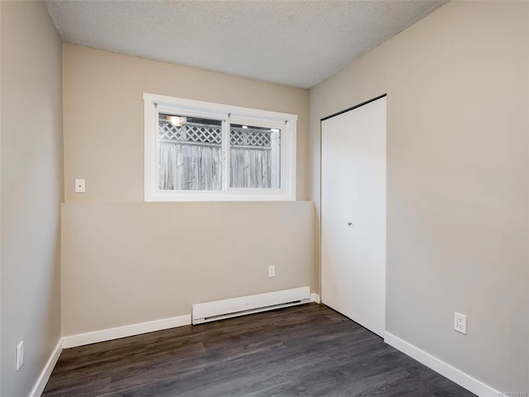 1040 Chesterfield Road, Saanich, BC, V8Z 2T8 - 24