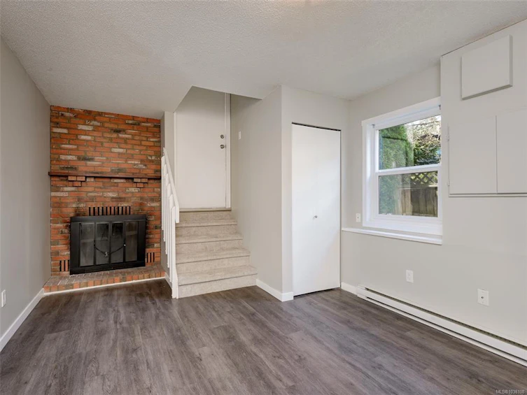 1040 Chesterfield Road, Saanich, BC, V8Z 2T8 - 19
