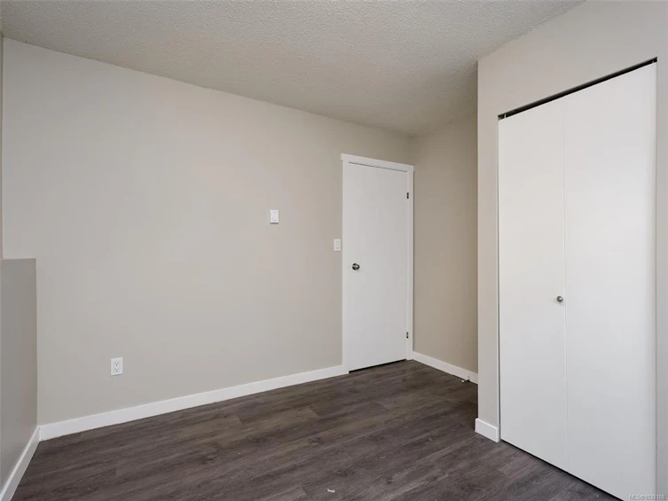 1040 Chesterfield Road, Saanich, BC, V8Z 2T8 - 29