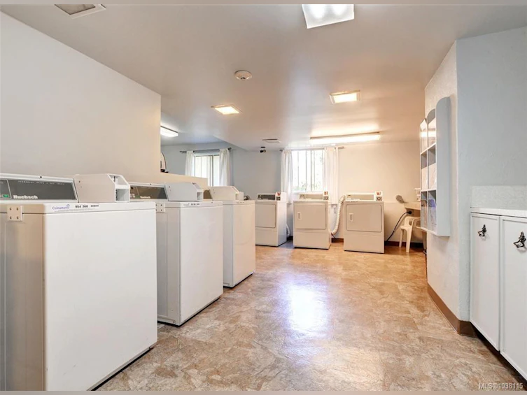 221-1025 Inverness Road, Saanich, BC, V8X 2S2 - 28