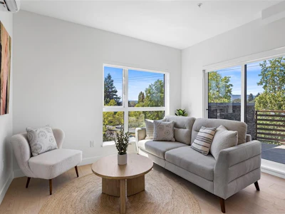 306-2629 Millstream Road - 3