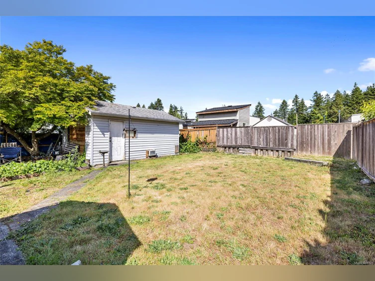 2454 E 5th Street, Courtenay, BC, V9N 8J2 - 18