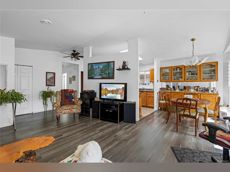 2454 E 5th Street, Courtenay, BC, V9N 8J2 - 12