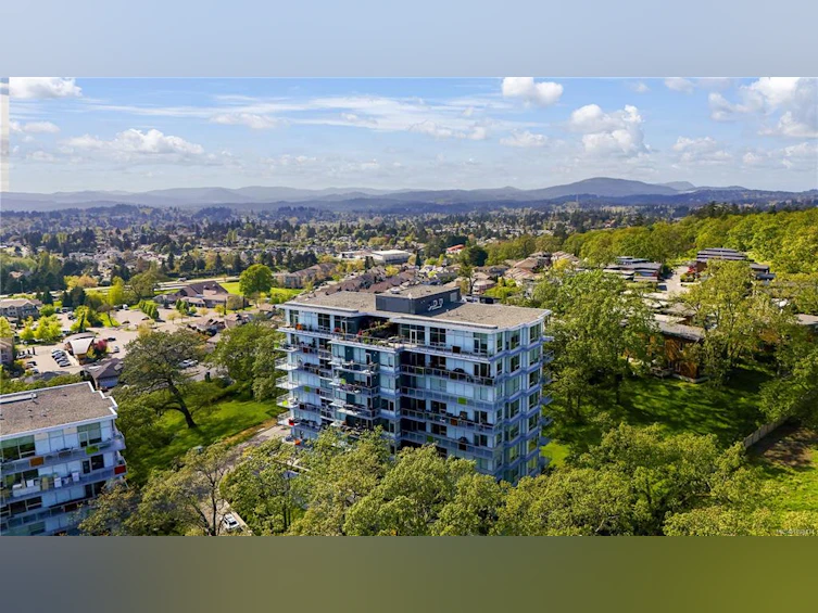 402-4011 Rainbow Hill Lane, Saanich, BC, V8X 0B6 - 28