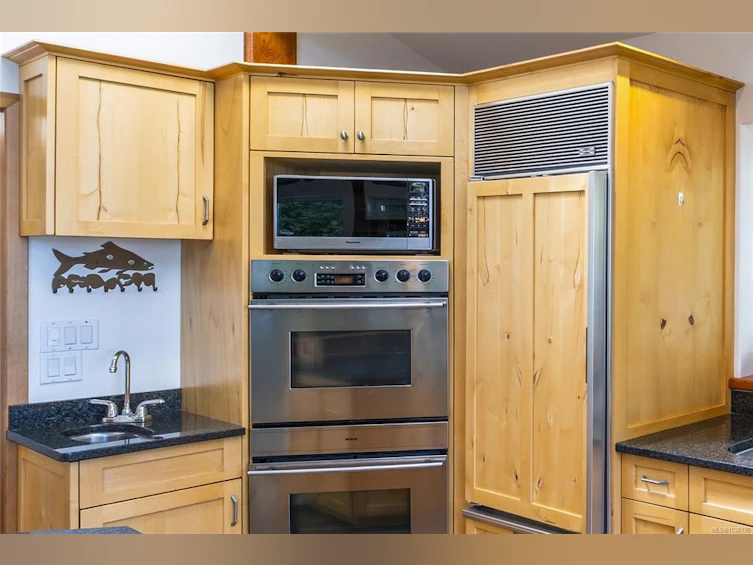 145 Petroglyph Way, Quadra Island, BC, V0P 1N0 - 18