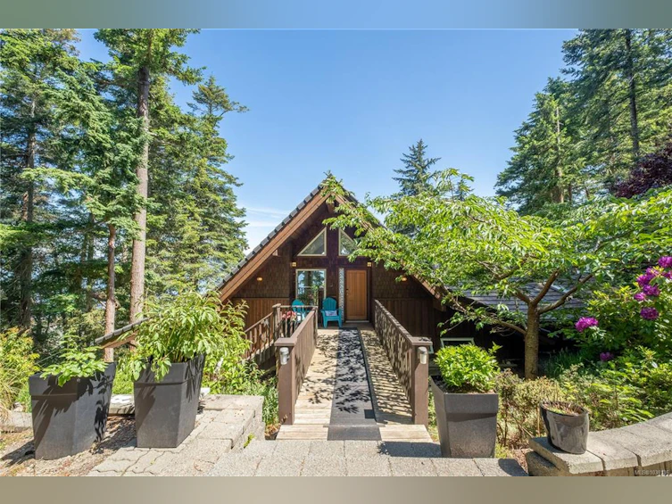 145 Petroglyph Way, Quadra Island, BC, V0P 1N0 - 6