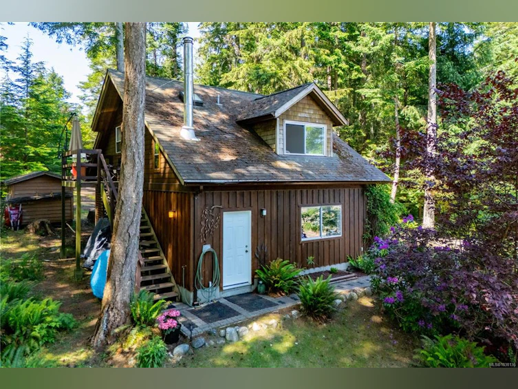 145 Petroglyph Way, Quadra Island, BC, V0P 1N0 - 73