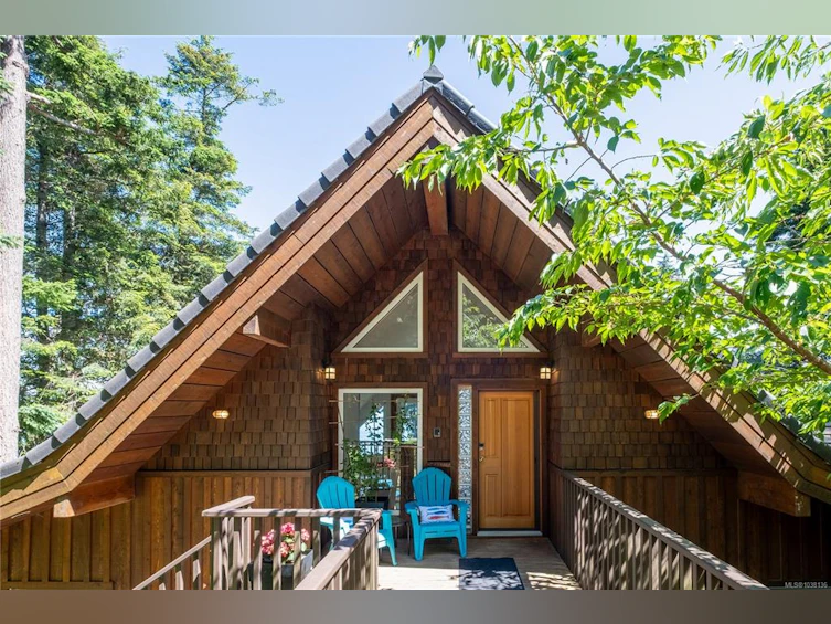 145 Petroglyph Way, Quadra Island, BC, V0P 1N0 - 8