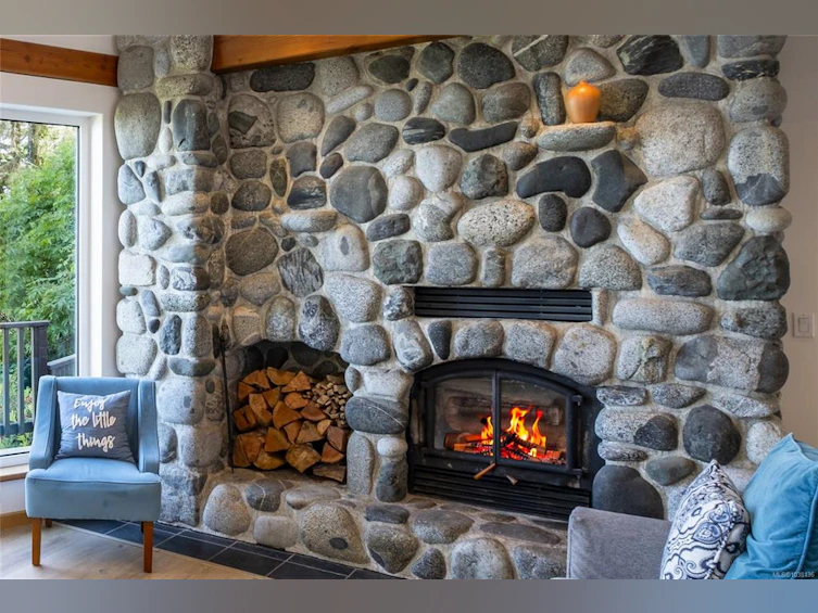 145 Petroglyph Way, Quadra Island, BC, V0P 1N0 - 23