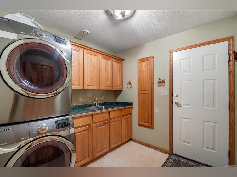 725 Thulin Street, Campbell River, BC, V9W 2L4 - 44
