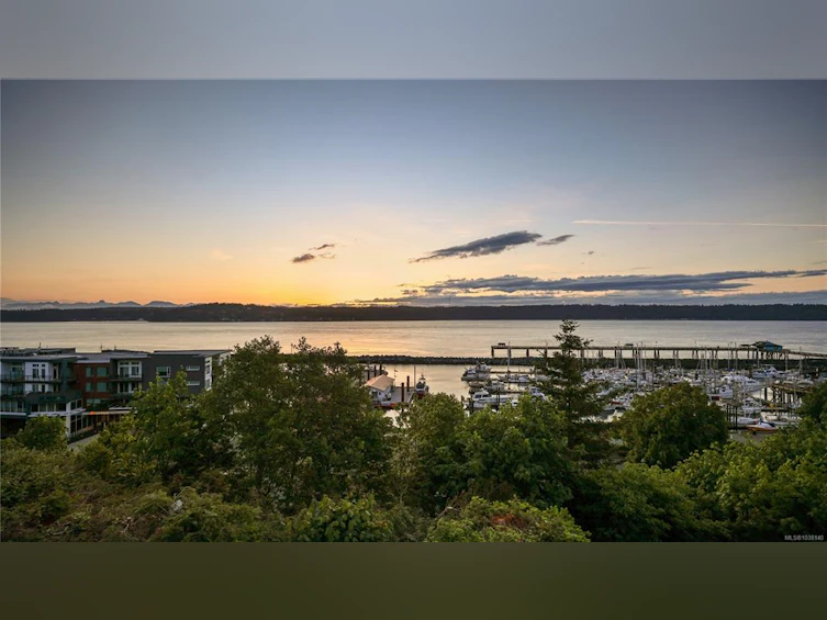 725 Thulin Street, Campbell River, BC, V9W 2L4 - 32