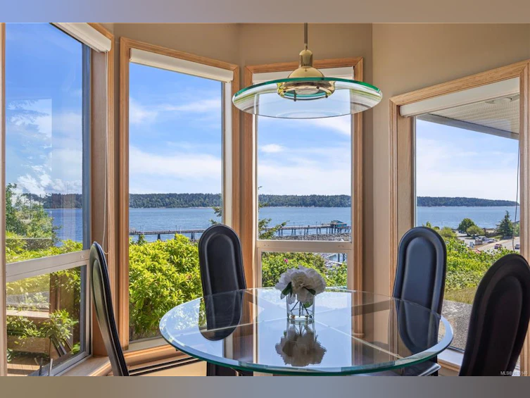 725 Thulin Street, Campbell River, BC, V9W 2L4 - 4