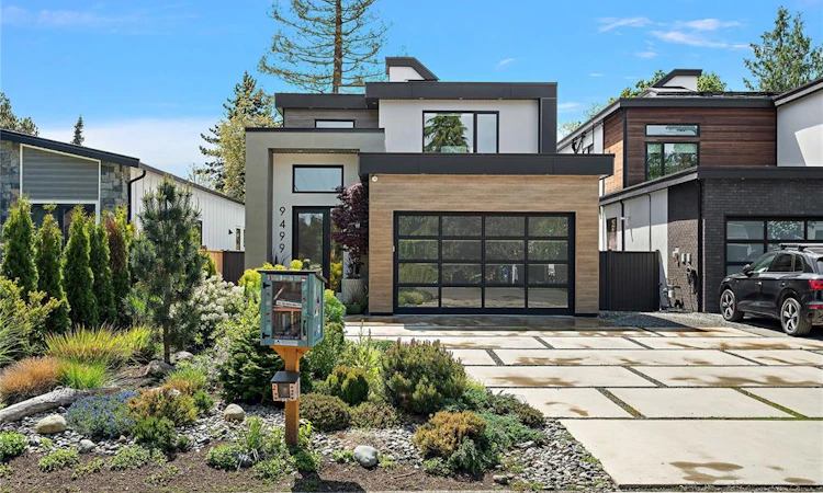 9499 Maryland Drive