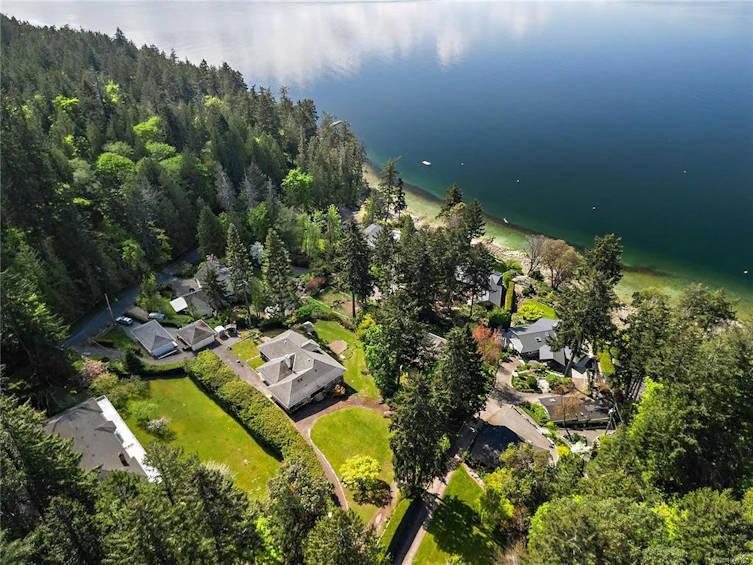 600 Seacliffe Road, North Saanich, BC, V8L 5W1 - 46