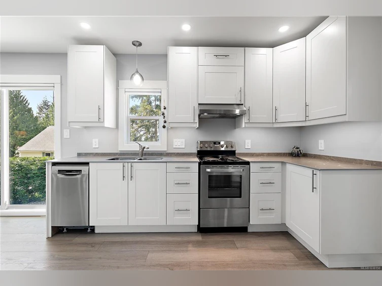 600 Seacliffe Road, North Saanich, BC, V8L 5W1 - 40