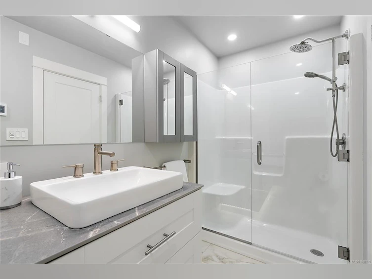 600 Seacliffe Road, North Saanich, BC, V8L 5W1 - 42