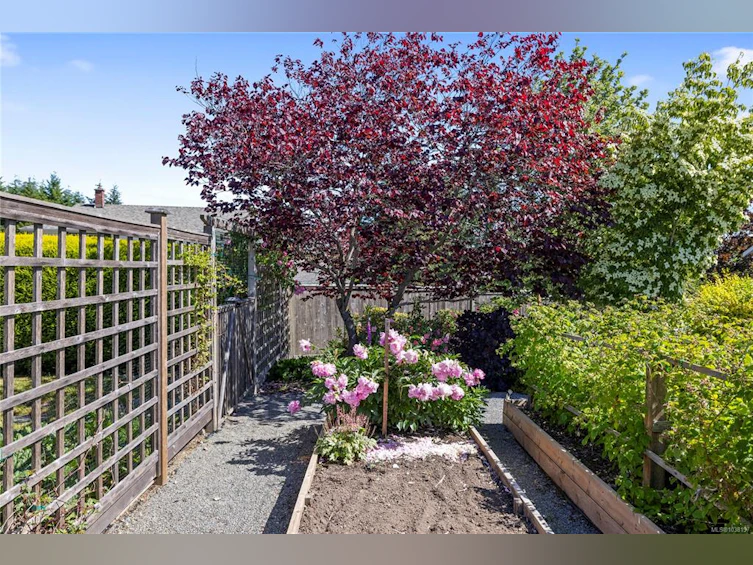 2184 Michigan Way, Nanaimo, BC, V9R 6S1 - 49