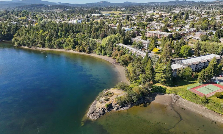 105-81 W Gorge Road