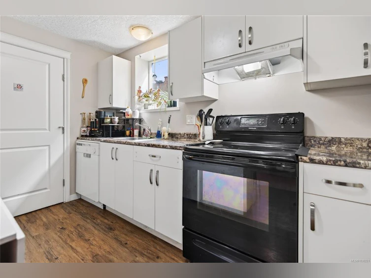 2593 Swanson Street, Courtenay, BC, V9N 0C3 - 20