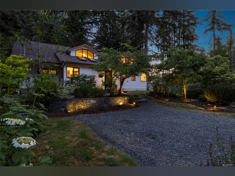 1352 Englishman River Road, Errington, BC, V0R 1V0 - 61