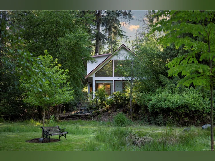 1352 Englishman River Road, Errington, BC, V0R 1V0 - 73