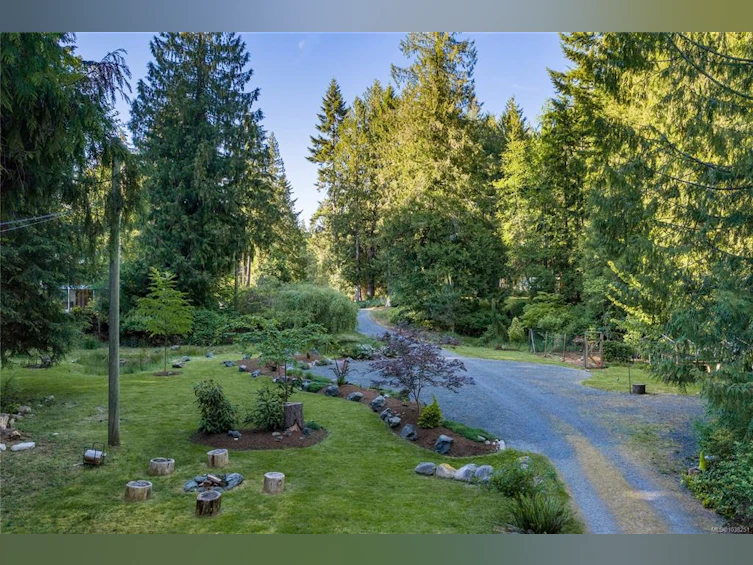 1352 Englishman River Road, Errington, BC, V0R 1V0 - 6